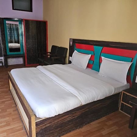 Hotel Afzal And Restaurant Kargil Dış mekan fotoğraf