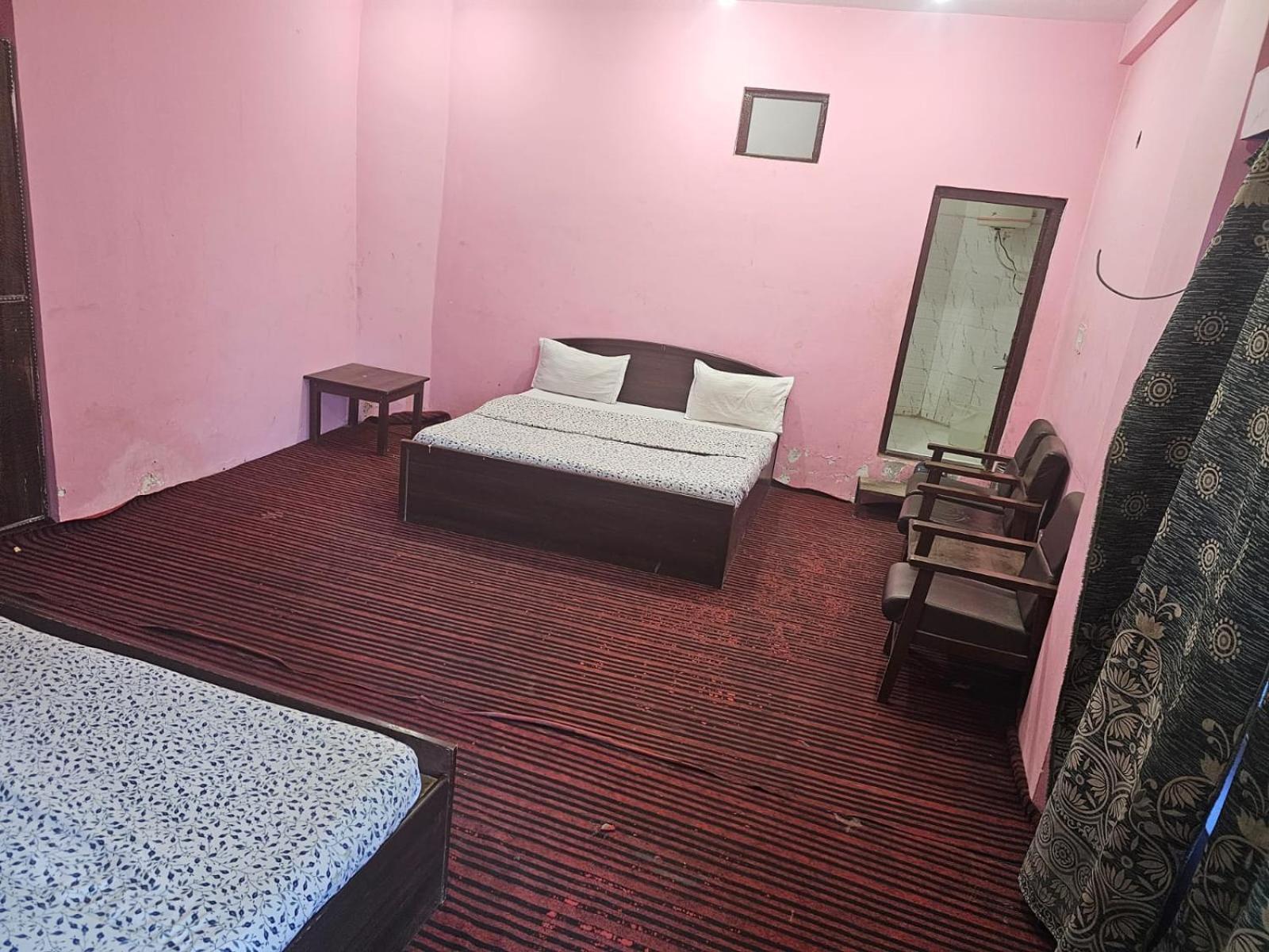 Hotel Afzal And Restaurant Kargil Dış mekan fotoğraf