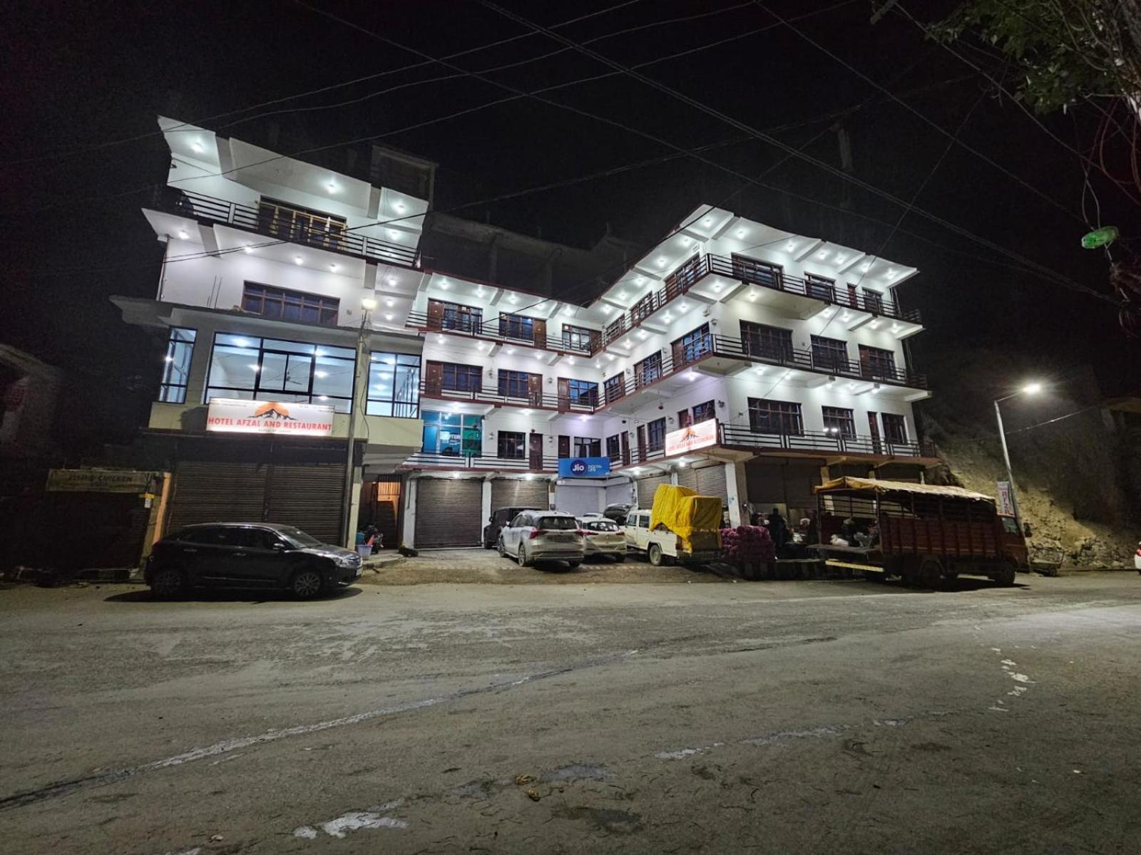 Hotel Afzal And Restaurant Kargil Dış mekan fotoğraf